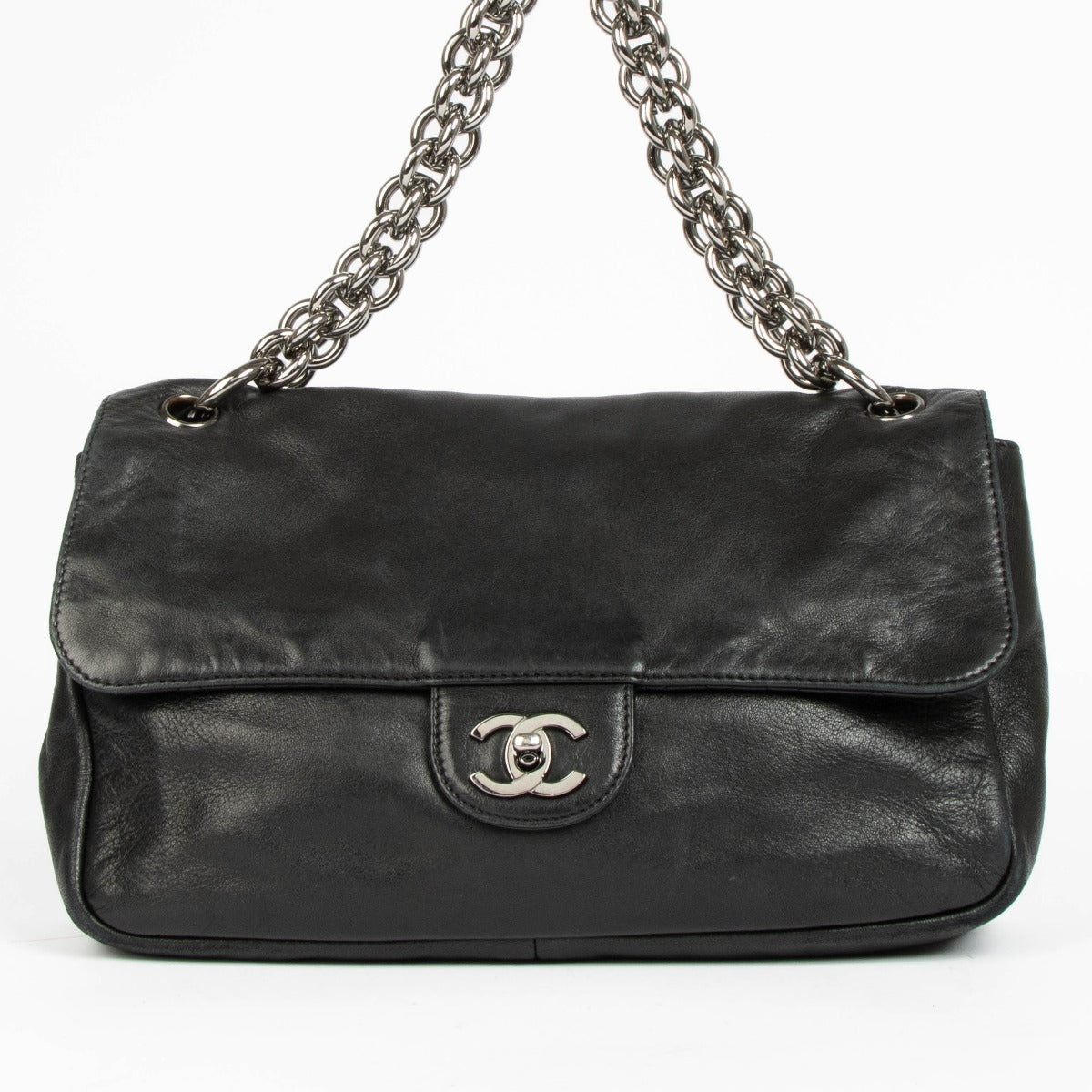 Authentic pre-loved Chanel Black Lambskin Chain Flap Shoulder Bag on Labellov.com