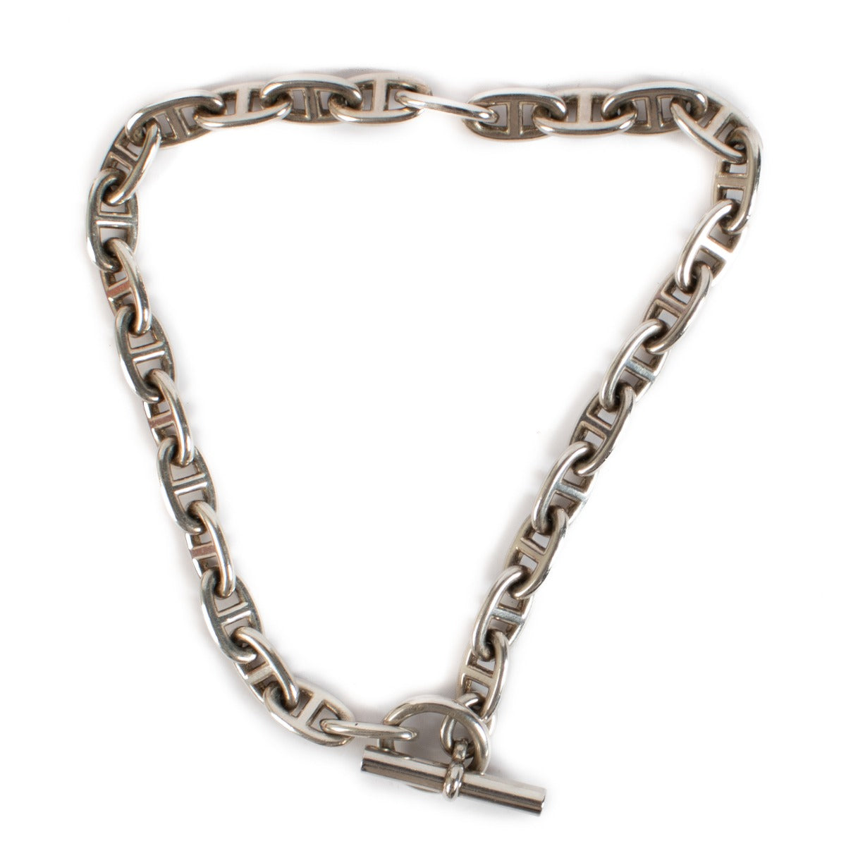 Shop safe online at Labellov in Antwerp, Brussels and Knokke this 100% authentic second hand Hermès Silver Chaine d'Ancre Large Necklace