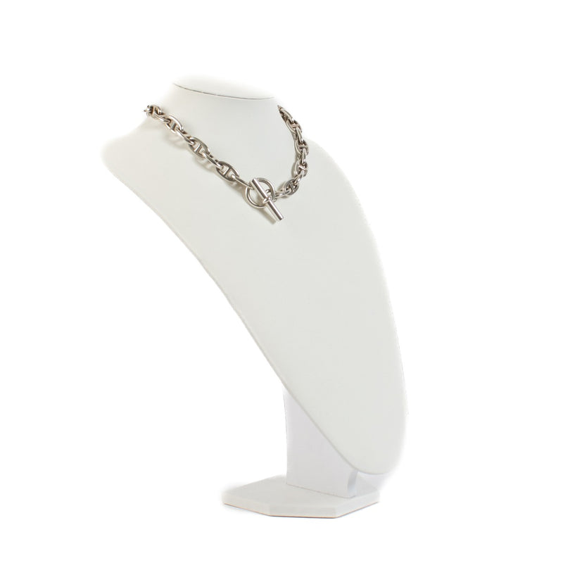 Shop safe online at Labellov in Antwerp, Brussels and Knokke this 100% authentic second hand Hermès Silver Chaine d'Ancre Large Necklace
