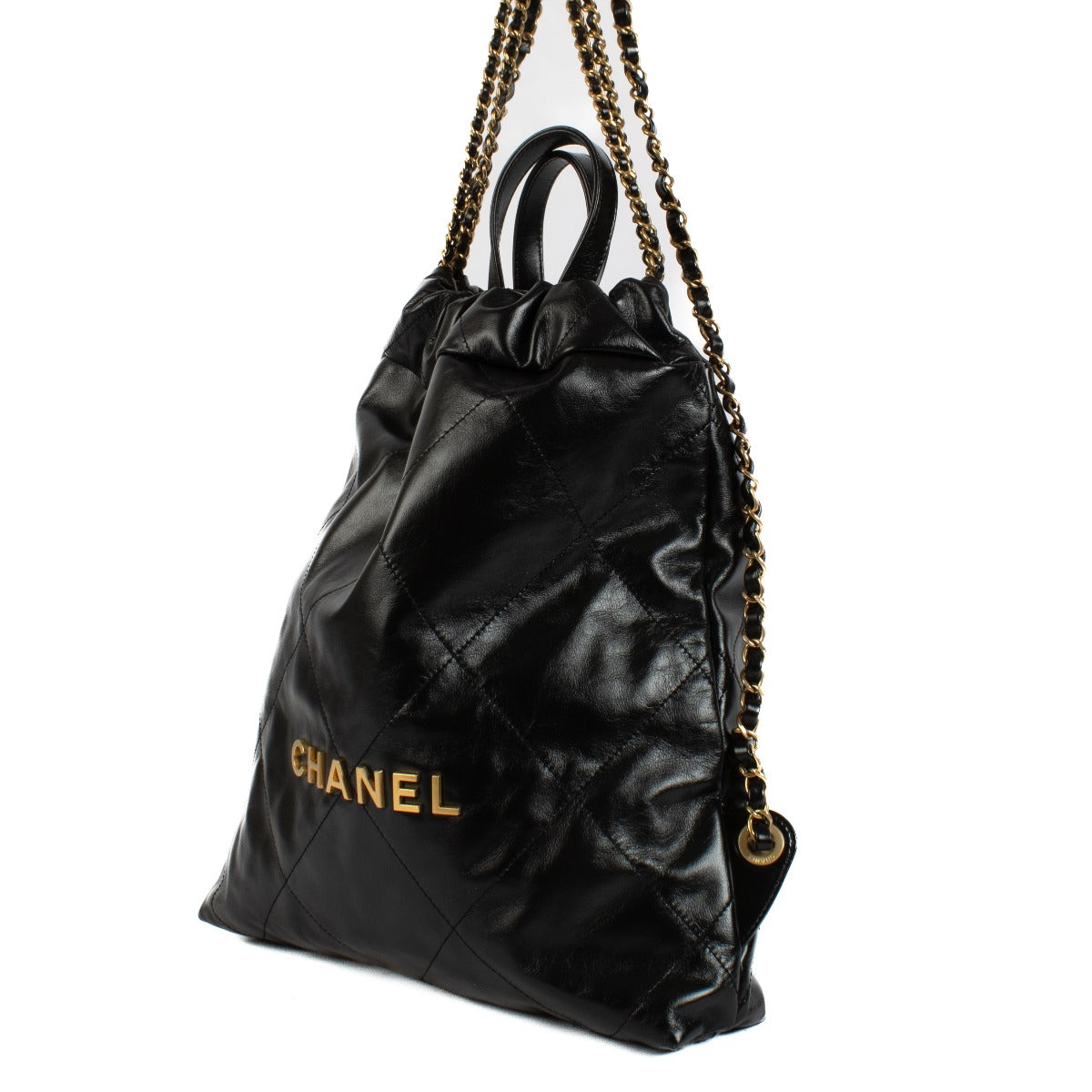 Chanel 22 Backpack for the best price at Labellov secondhand luxury in Antwerp. Buy, sell and love your bags bought at Labellov. Worldwide shipping.