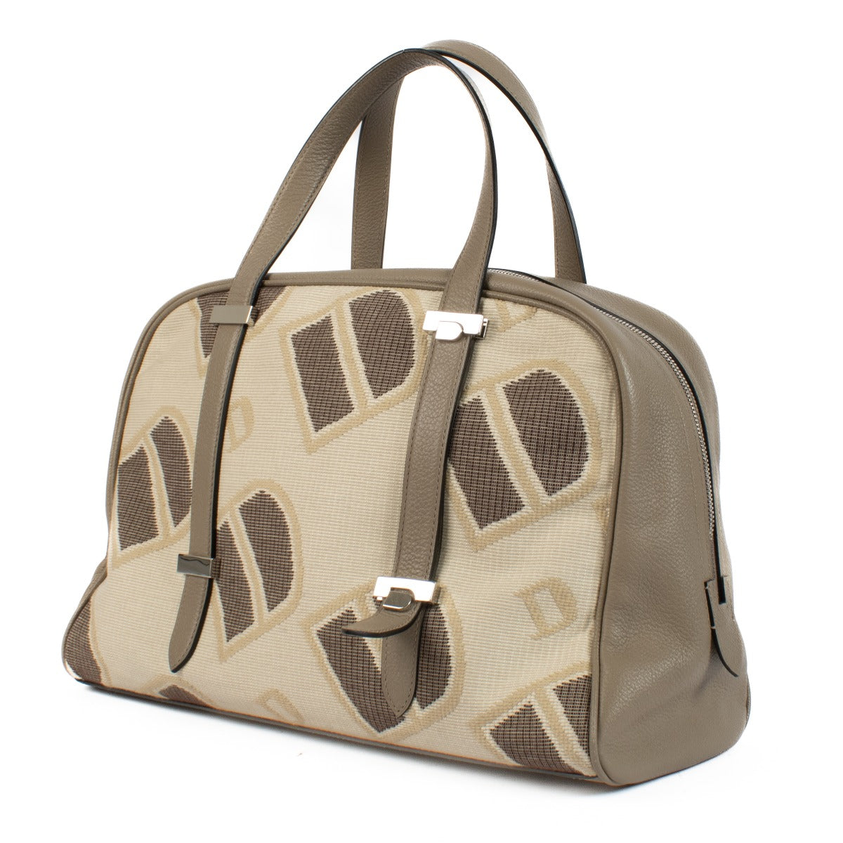 Shop 100% authentic Delvaux Carry All MM Logotypée Top Handle Bag at Labellov.com.