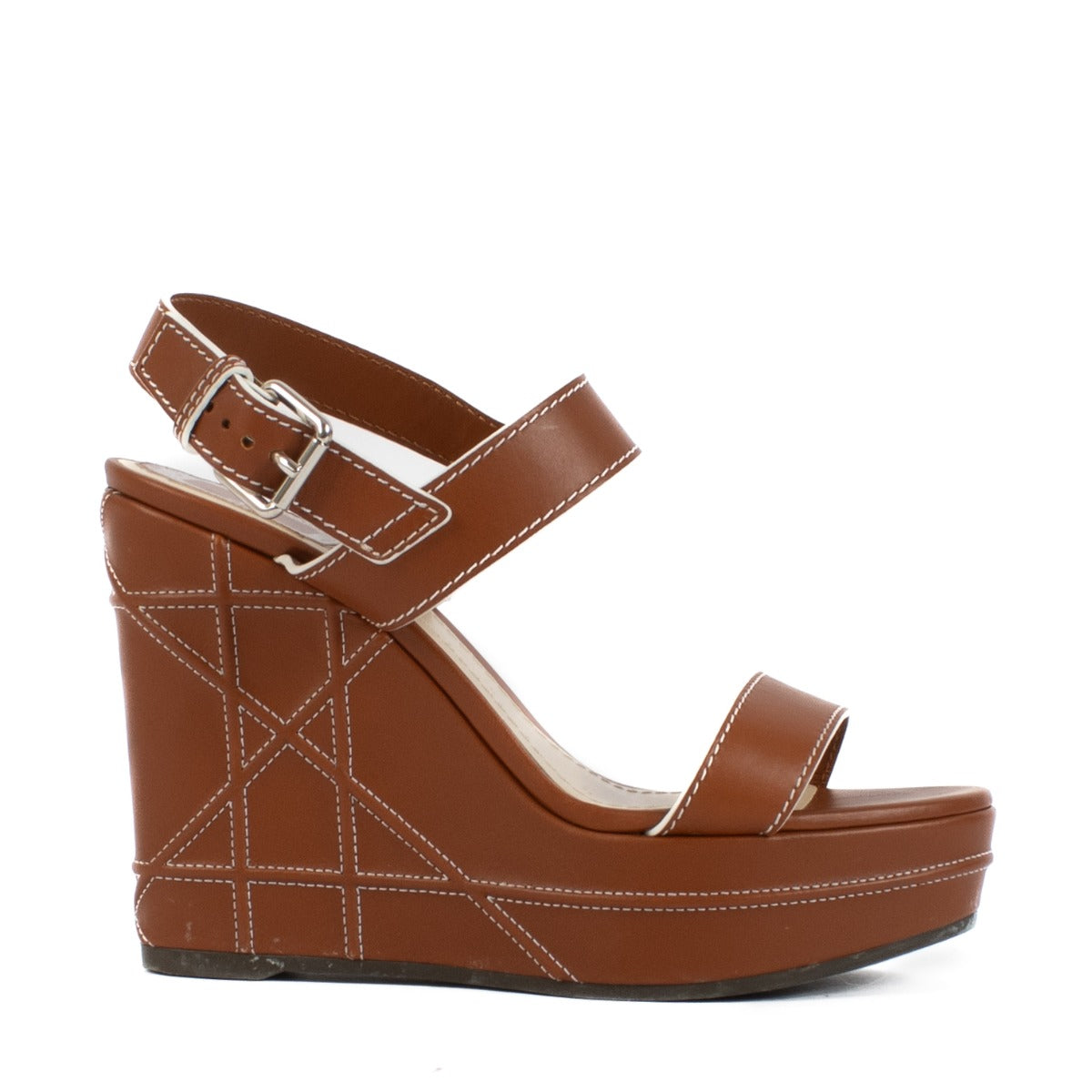 Shop safe online at Labellov in Antwerp, Brussels and Knokke this 100% authentic second hand Christian Dior Brown Leather Wedge Yacht Heels - Size 39