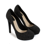 Shop safe online at Labellov in Antwerp, Brussels and Knokke this 100% authentic second hand Christian Dior Grey Wool Platform Heels - Size 38,5