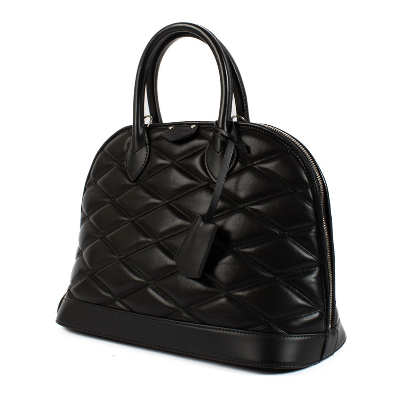 Shop safe online at Labellov in Antwerp, Brussels and Knokke this 100% authentic second hand Louis Vuitton Black Malletage Leather Alma PM Bag