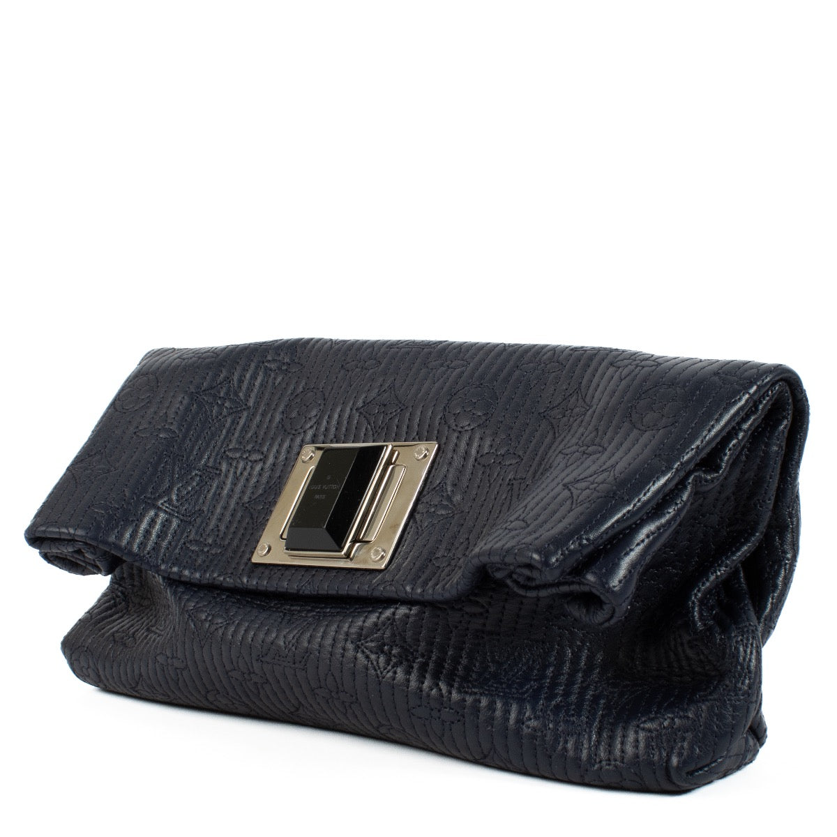 Authentic second hand Louis Vuitton Blue Altair Clutch on Labellov.com