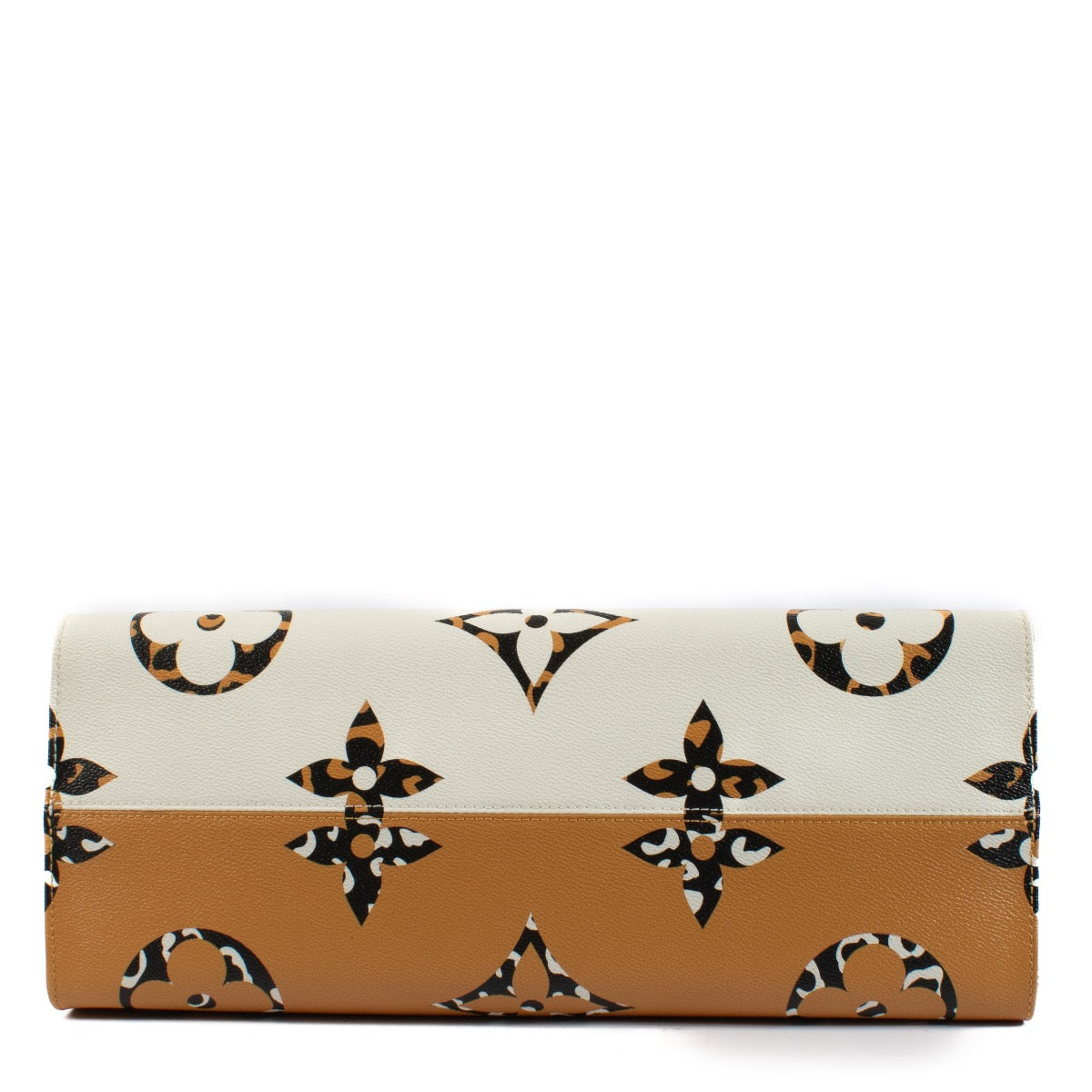 Shop safe online at Labellov in Antwerp, Brussels and Knokke this 100% authentic second hand Louis Vuitton Limited Edition Jungle OnTheGo GM Tote Bag