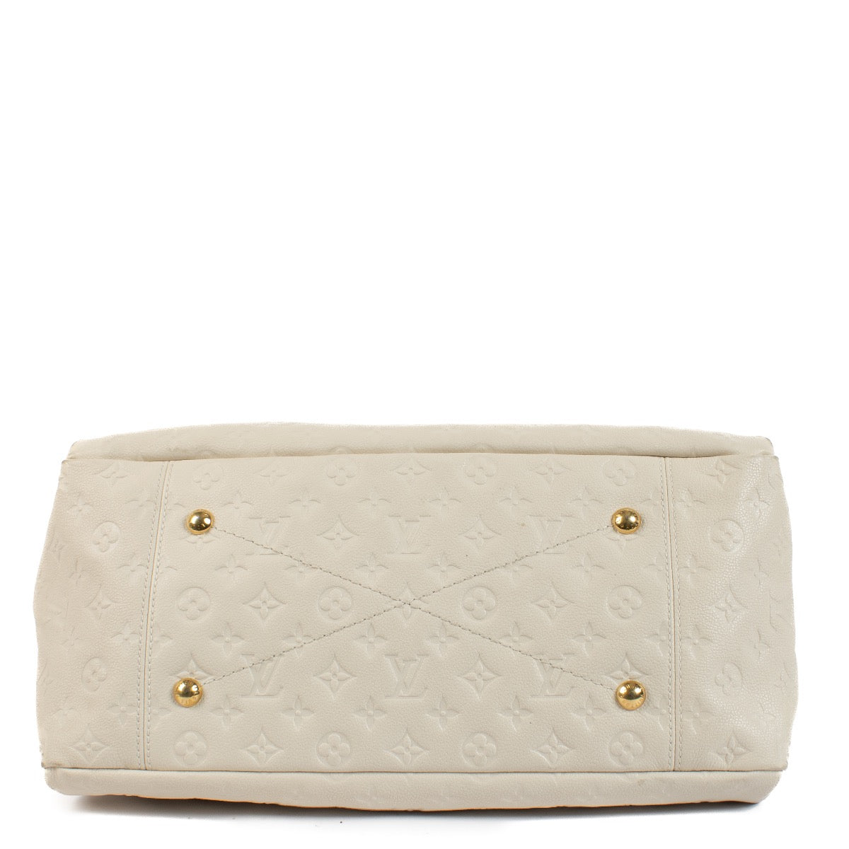 Shop safe online at Labellov in Antwerp, Brussels and Knokke this 100% authentic second hand Louis Vuitton White Monogram Artsy MM Bag