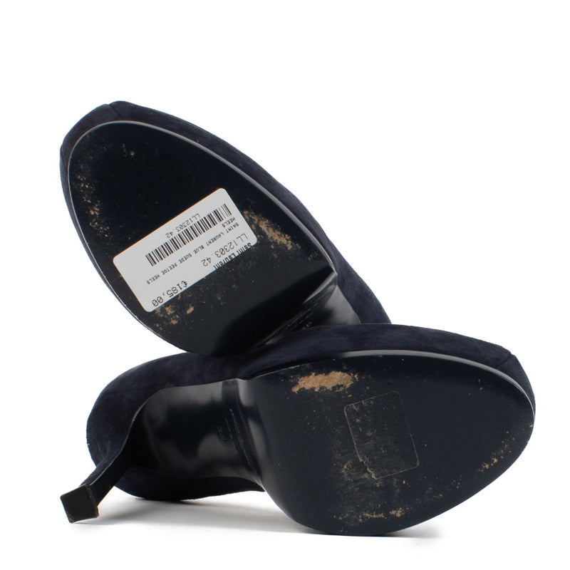 Shop safe online at Labellov in Antwerp, Brussels and Knokke this 100% authentic second hand Saint Laurent Blue Suede Platform Heels - Size 38
