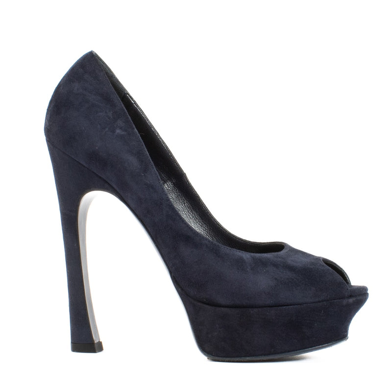 Shop safe online at Labellov in Antwerp, Brussels and Knokke this 100% authentic second hand Saint Laurent Blue Suede Open Toe Platform Heels - Size 38,5