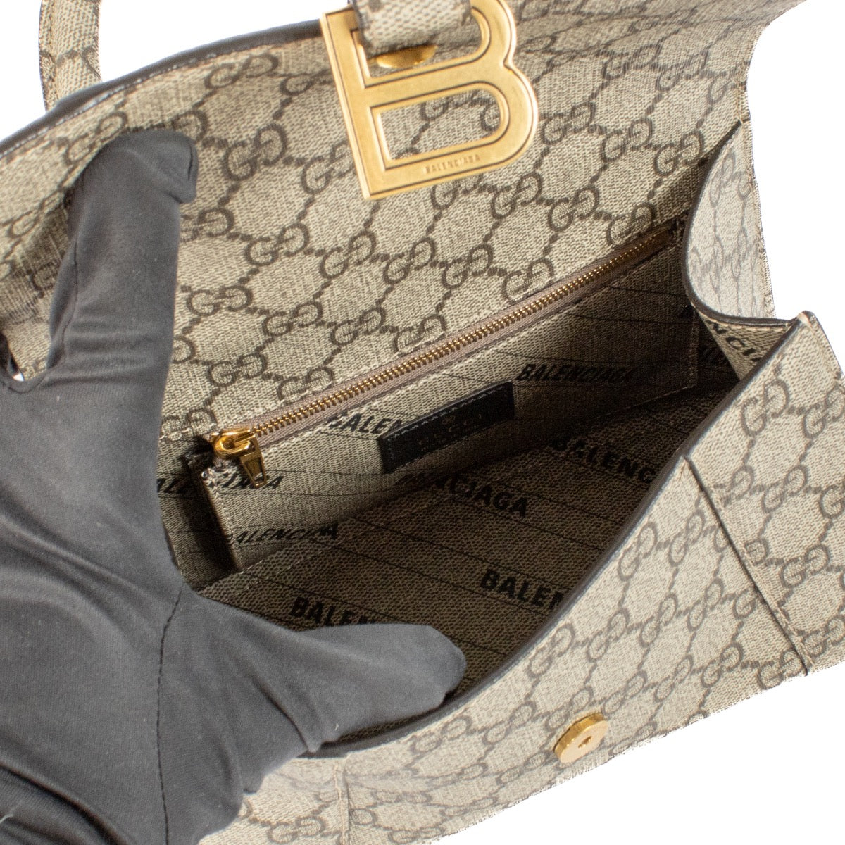 shop 100% authentic second hand Gucci x Balenciaga The Hacker Project Small Hourglass Bag on Labellov.com