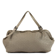 Shop safe online at Labellov in Antwerp, Brussels and Knokke this 100% authentic second hand Bottega Veneta Beige Intrecciato Boston Bag
