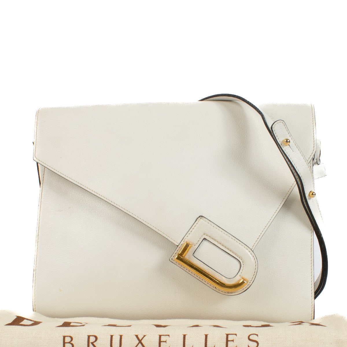 Shop 100% authentic Delvaux White Leather Vintage Crossbody Bag at Labellov.com.