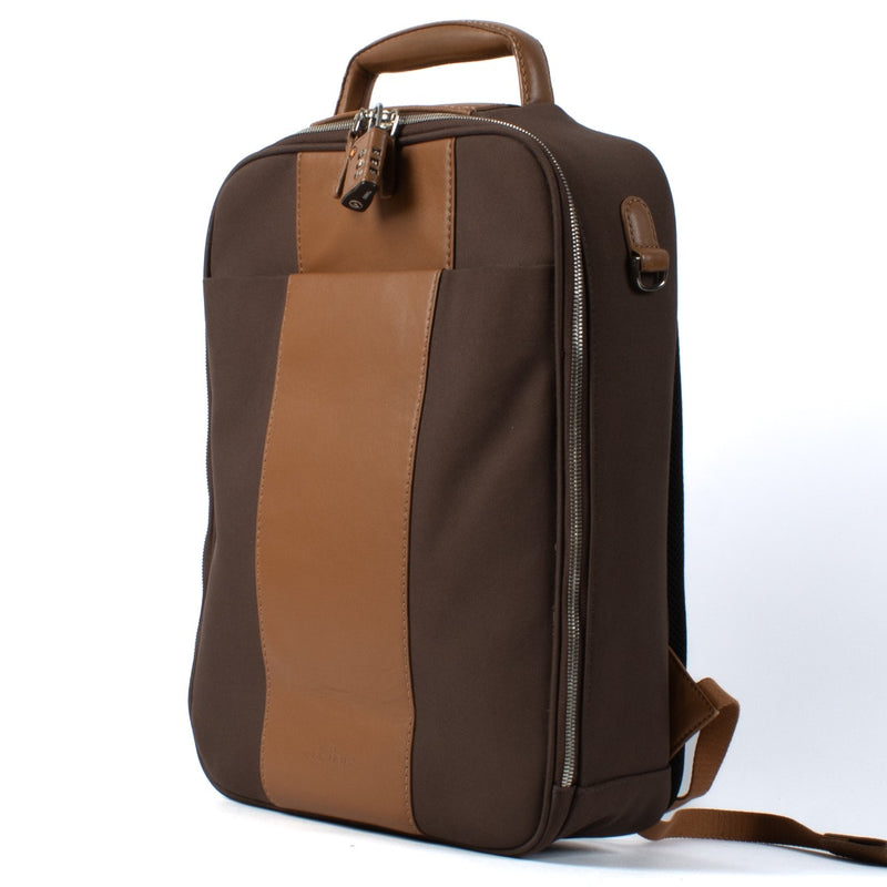 Shop safe online at Labellov in Antwerp, Brussels and Knokke this 100% authentic second hand Delvaux Brown Airess Travel Bag And Pouch