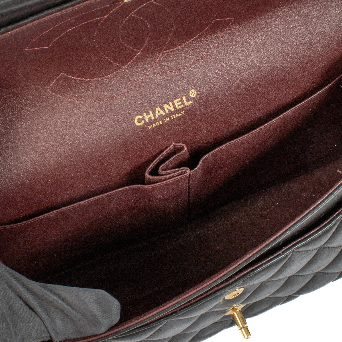 Shop safe online at Labellov in Antwerp, Brussels and Knokke this 100% authentic second hand Chanel Black Lambskin Large Classic Flap Bag