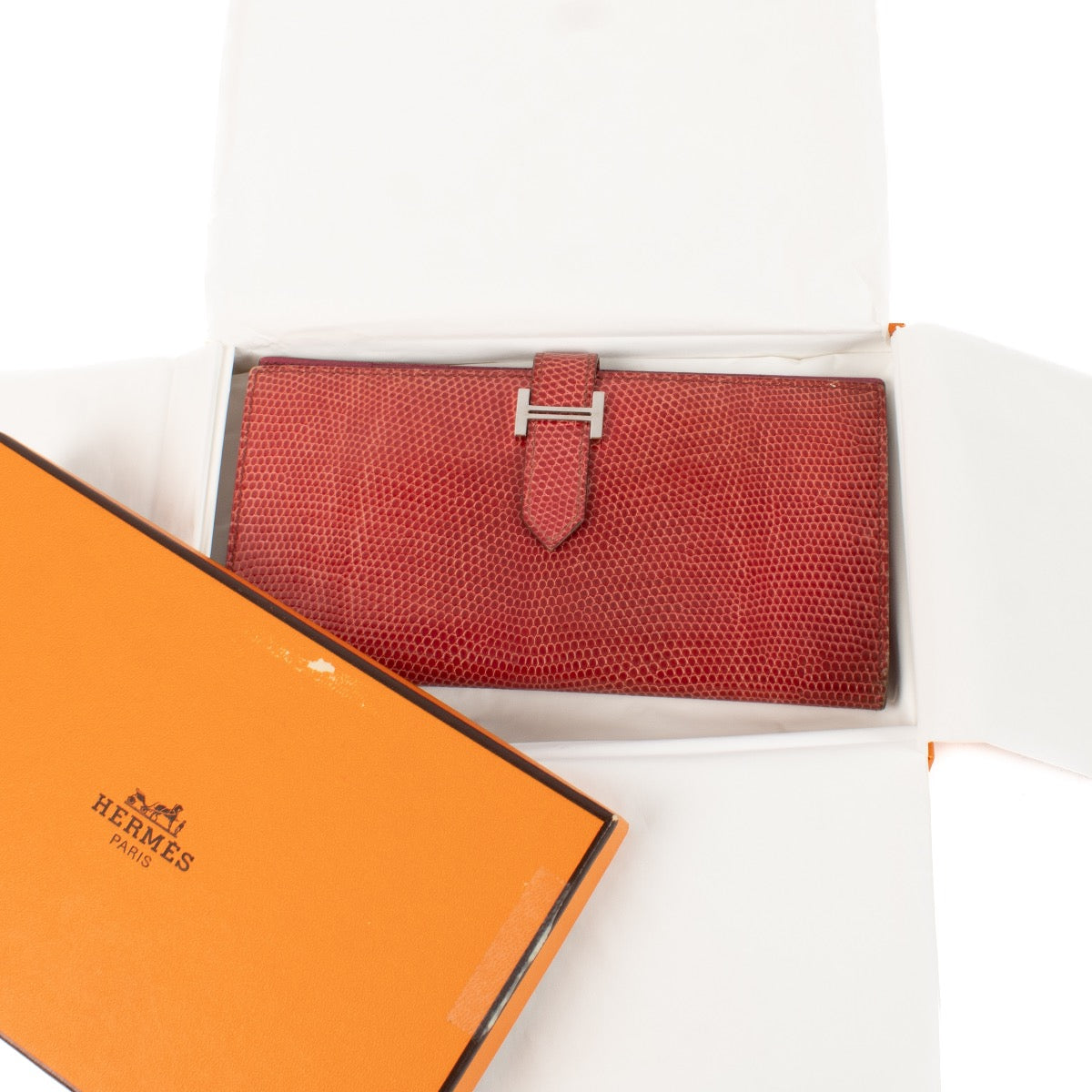 shop 100% authentic second hand Hermès Verso Bearn Classic Wallet on Labellov.com