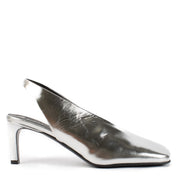 shop 100% authentic second hand Jil Sander Silver Pumps - Size 38 on Labellov.com