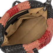 Shop safe online at Labellov in Antwerp, Brussels and Knokke this 100% authentic second hand Bottega Veneta Tri-Color Intrecciato Tote Bag. Veilig online tweedehands authentieke Bottega Veneta Tri-Color Intrecciato Tote Bag kopen bij Labellov.