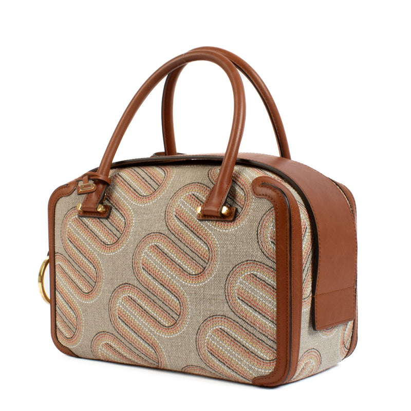 Shop safe online at Labellov in Antwerp, Brussels and Knokke this 100% authentic second hand Delvaux Brandy Cool Box MM D Infinity Bag