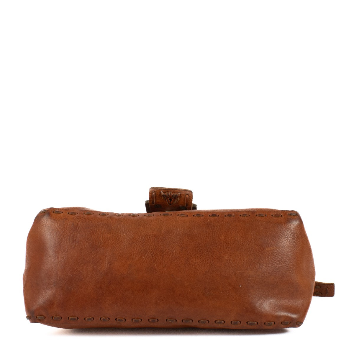 Shop safe online this 100% authentic second hand vintage Fendi Brown Mirror Mama Baguette Shoulder Bag at Labellov. Veilig online een authentieke tweedehands Fendi Brown Mirror Mama Baguette Shoulder Bag kopen bij Labellov.