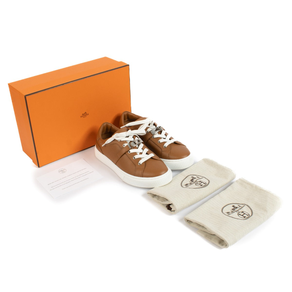 Shop safe online at Labellov in Antwerp, Brussels and Knokke this 100% authentic second hand Hermès Brown Day Sneakers - Size 37