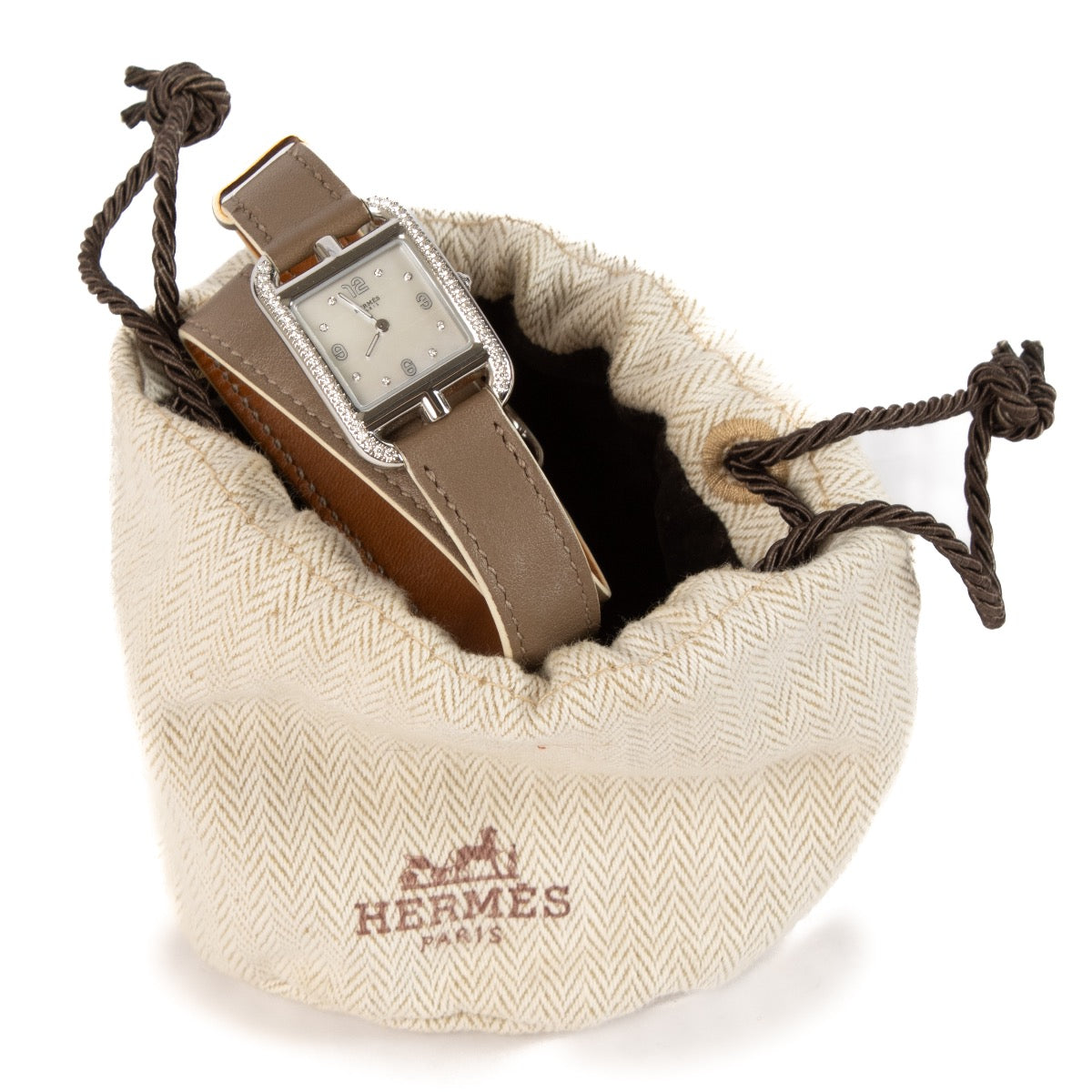 shop 100% authentic second hand Hermès Cape Cod 23 Double Tour Watch on Labellov.com