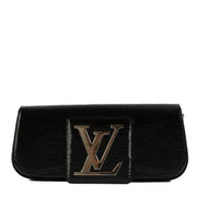 Shop safe online at Labellov in Antwerp, Brussels and Knokke this 100% authentic second hand Louis Vuitton Black Epi Clutch