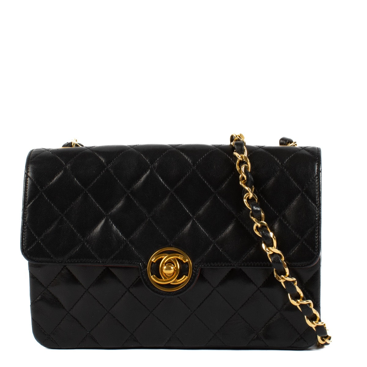 Shop safe online at Labellov in Antwerp, Brussel and Knokke this 100% authentic second hand Chanel Vintage Black Quilted Lambskin Circle CC Mini Flap Bag