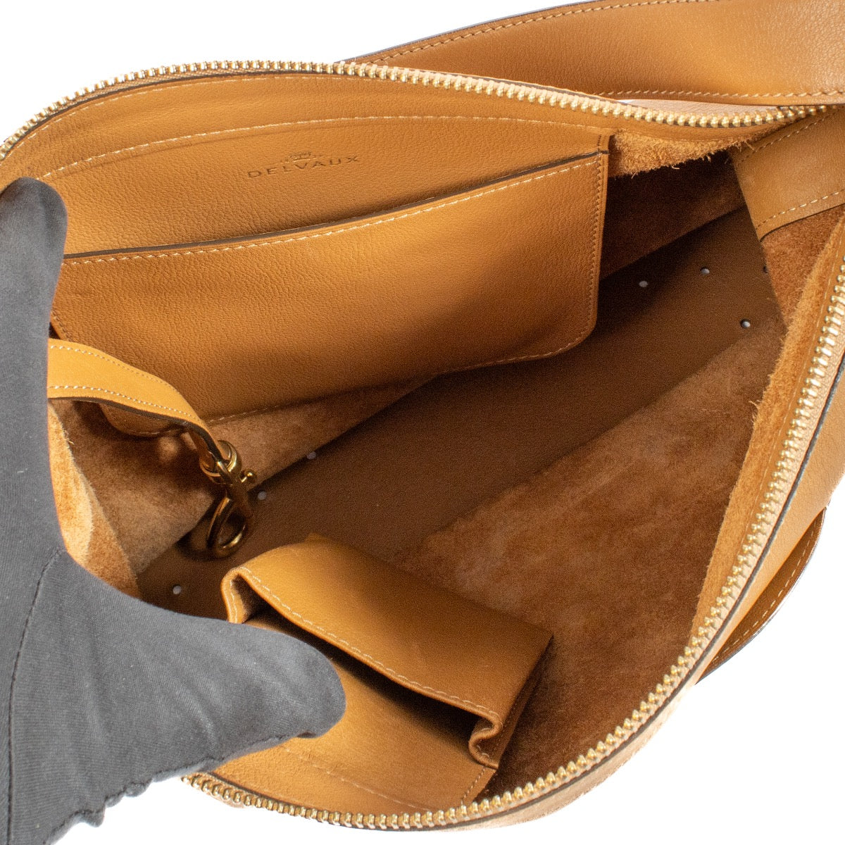 Buy an authentic second hand Delvaux Fauve Pin Baudrier Shoulder Bag in good condition at Labellov.