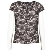 Shop safe online at Labellov in Antwerp, Brussels and Knokke this 100% authentic second hand Chanel Black Lace Top - Size FR 36