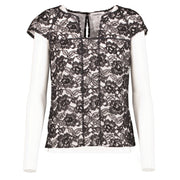 Shop safe online at Labellov in Antwerp, Brussels and Knokke this 100% authentic second hand Chanel Black Lace Top - Size FR 36