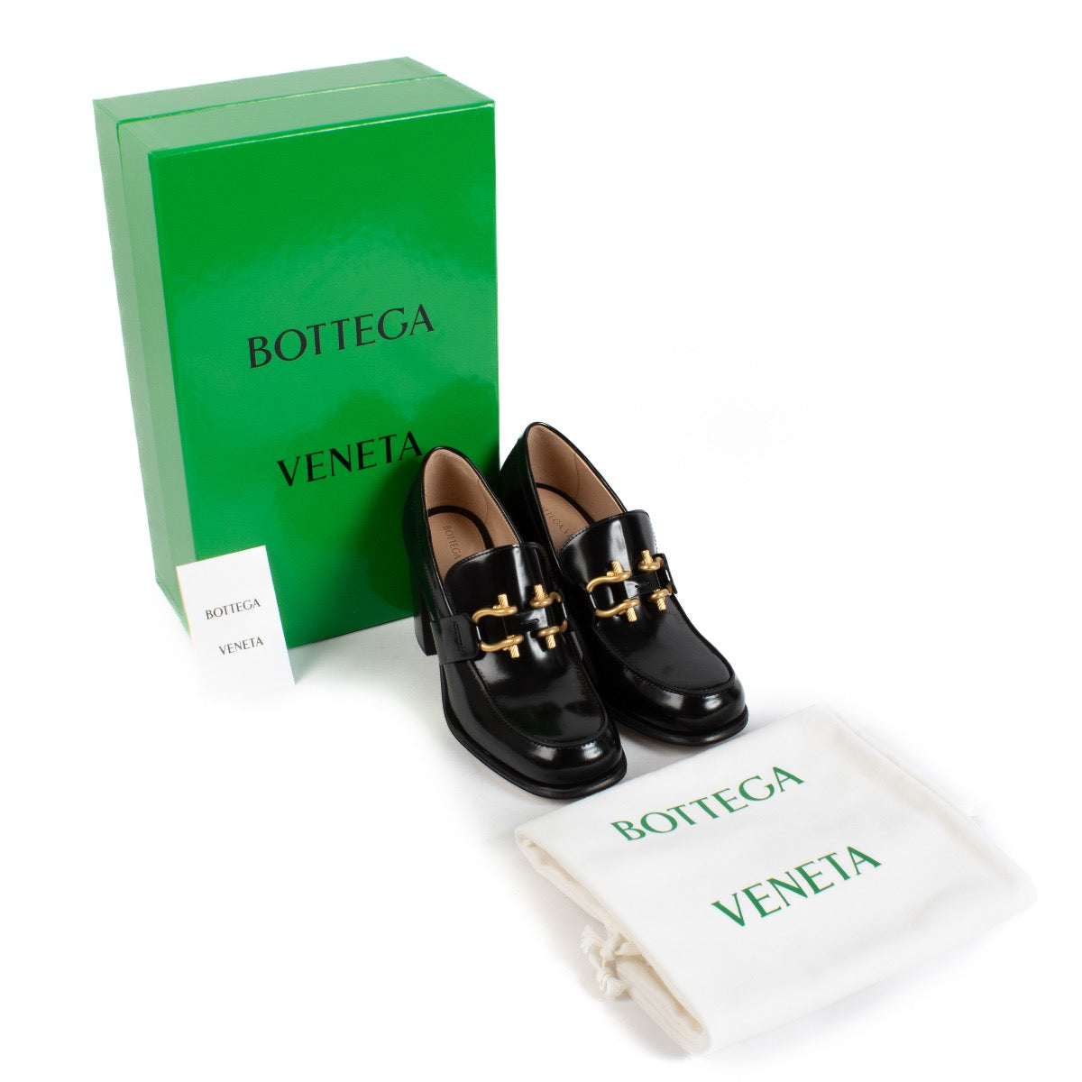 Shop safe online at Labellov in Antwerp, Brussels and Knokke these 100% authentic second hand Bottega Veneta Black Monsieur Loafers - size 38