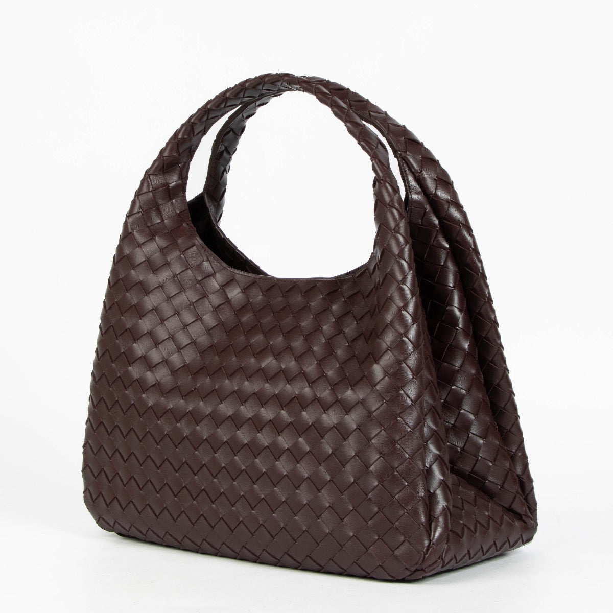 Shop this authentic Bottega Veneta Barolo Intrecciato Large Shoulder Bag pre-loved on Labellov.com