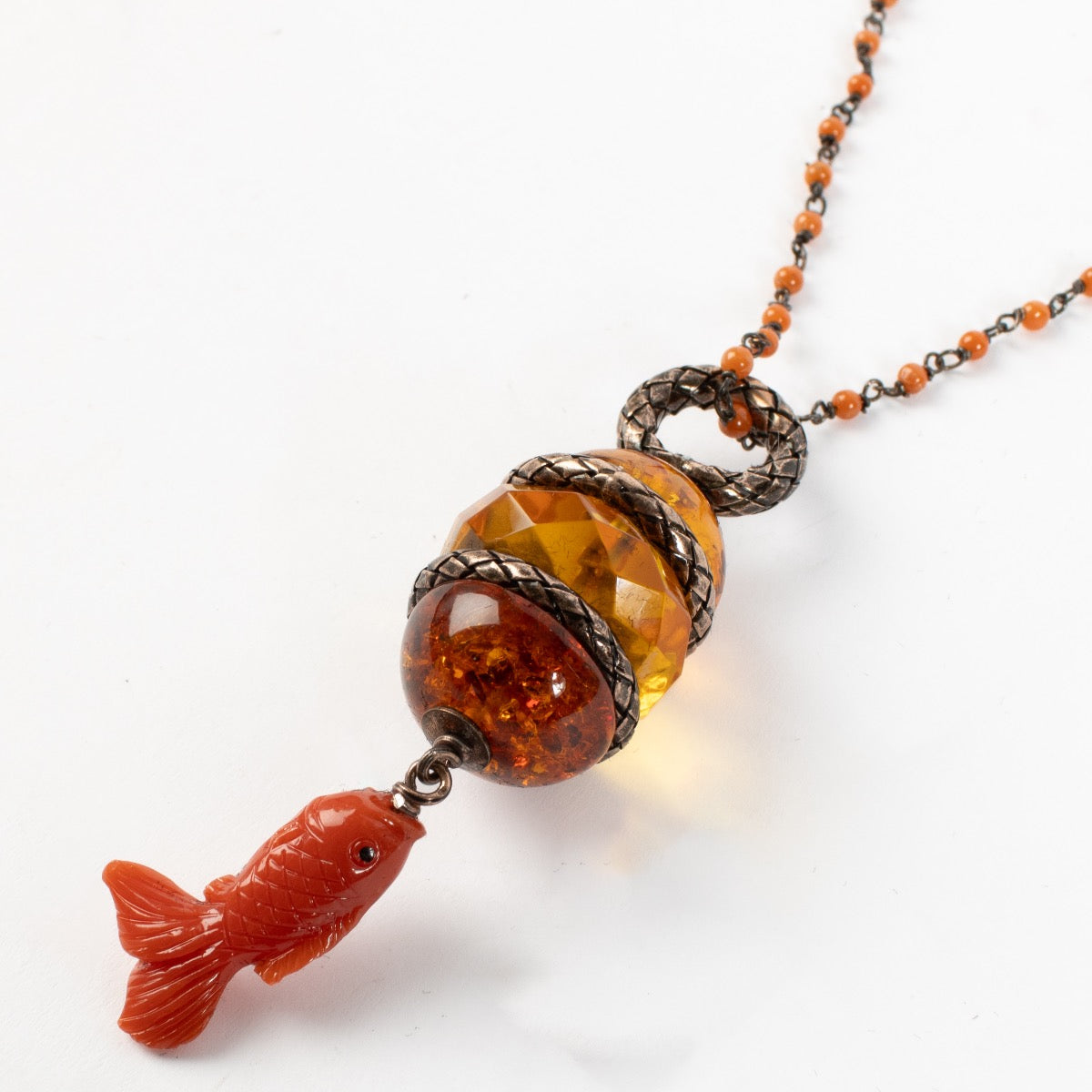 Authentic second hand Bottega Veneta Red Chain Necklace on Labellov.com