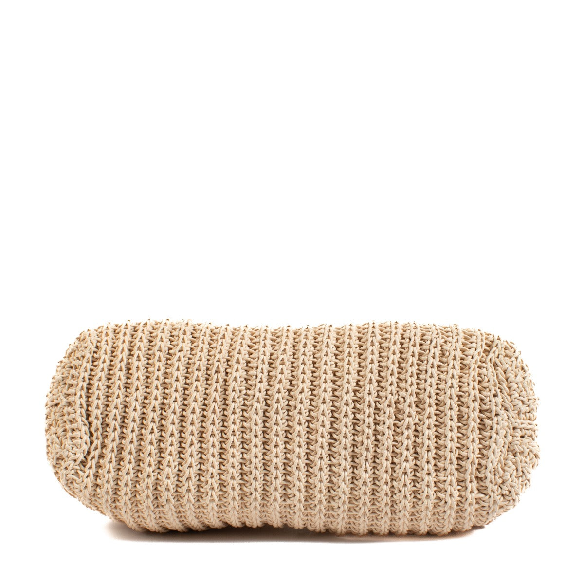 Shop safe online at Labellov in Antwerp, Brussels and Knokke this 100% authentic second hand Bottega Veneta Peachy Knit Medium Point Bag