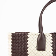 Authentic pre-loved Bottega Veneta Intrecciato Cabat Tote Bag on Labellov.com