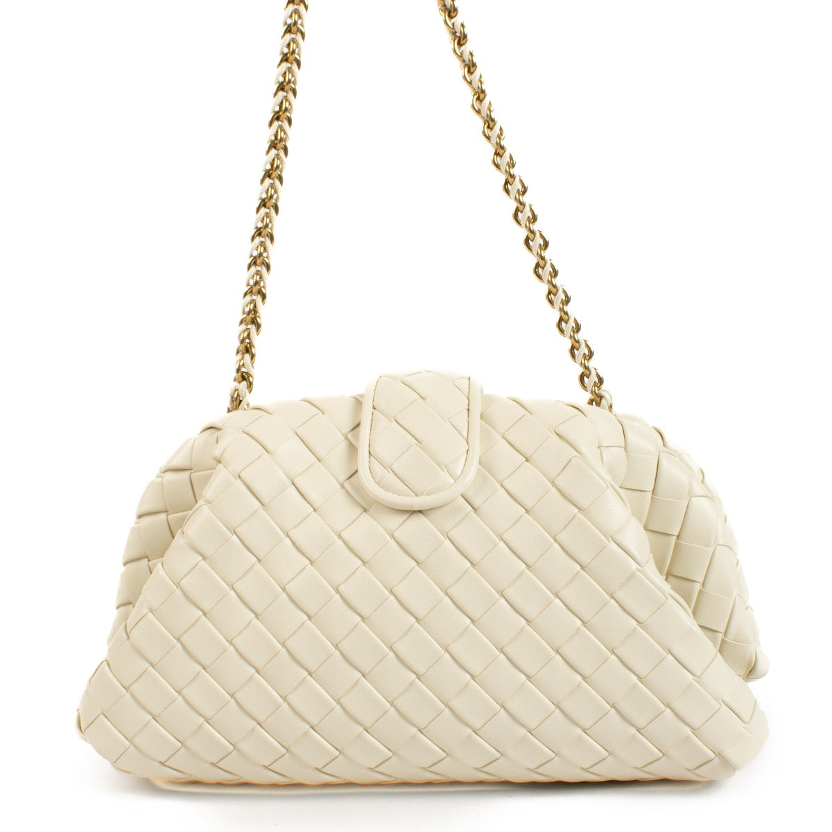 Shop safe online at Labellov in Antwerp, Brussels and Knokke this 100% authentic second hand Bottega Veneta String Teen Lauren 1980 Bag