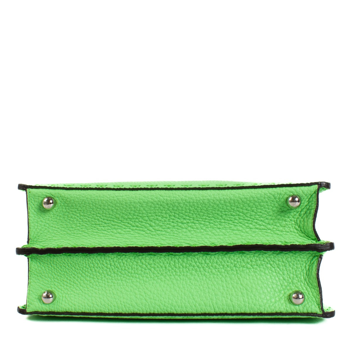 Shop safe online at Labellov in Antwerp, Brussels and Knokke this 100% authentic second hand Fendi Edamame Green Small Peekaboo Iseeu
