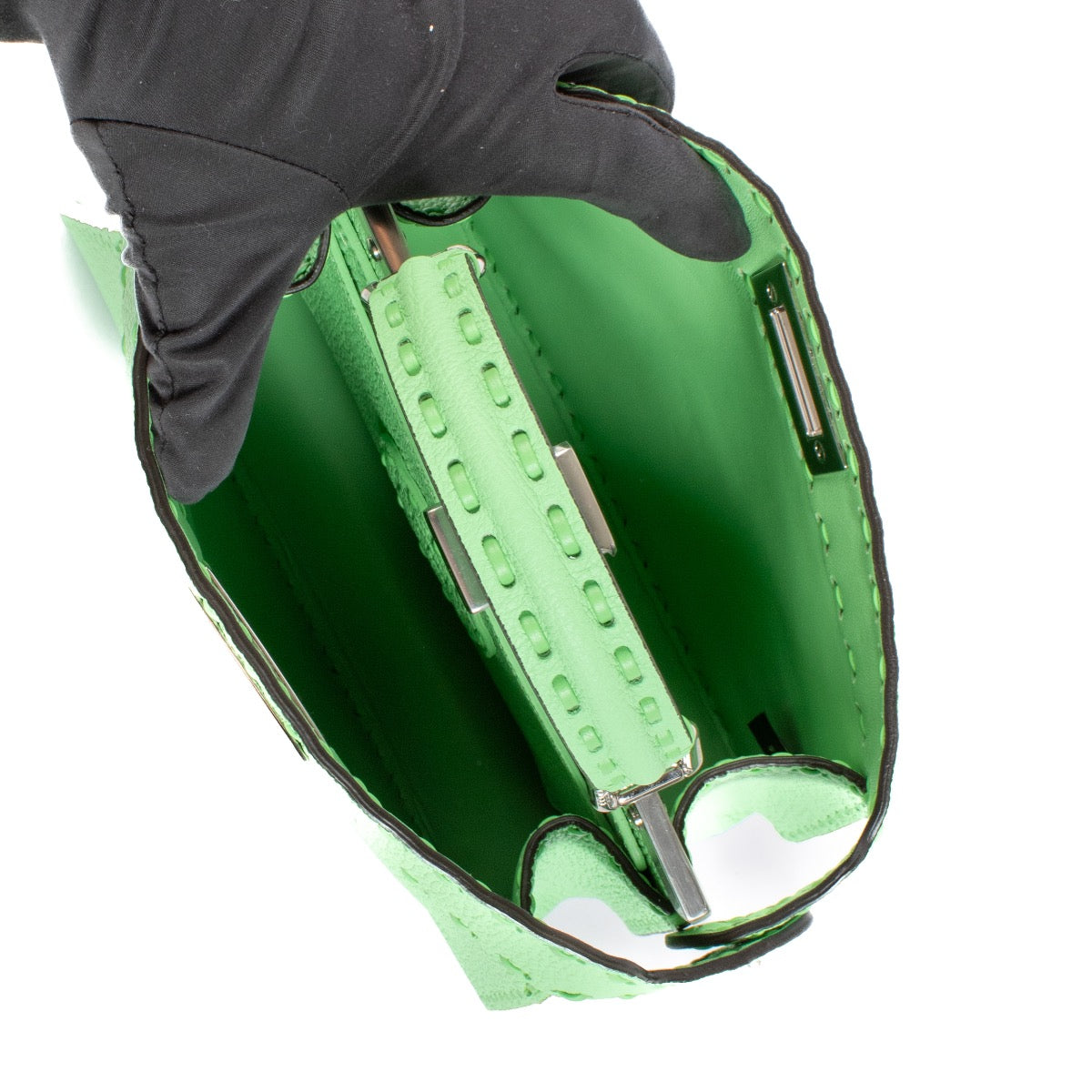 Shop safe online at Labellov in Antwerp, Brussels and Knokke this 100% authentic second hand Fendi Edamame Green Small Peekaboo Iseeu