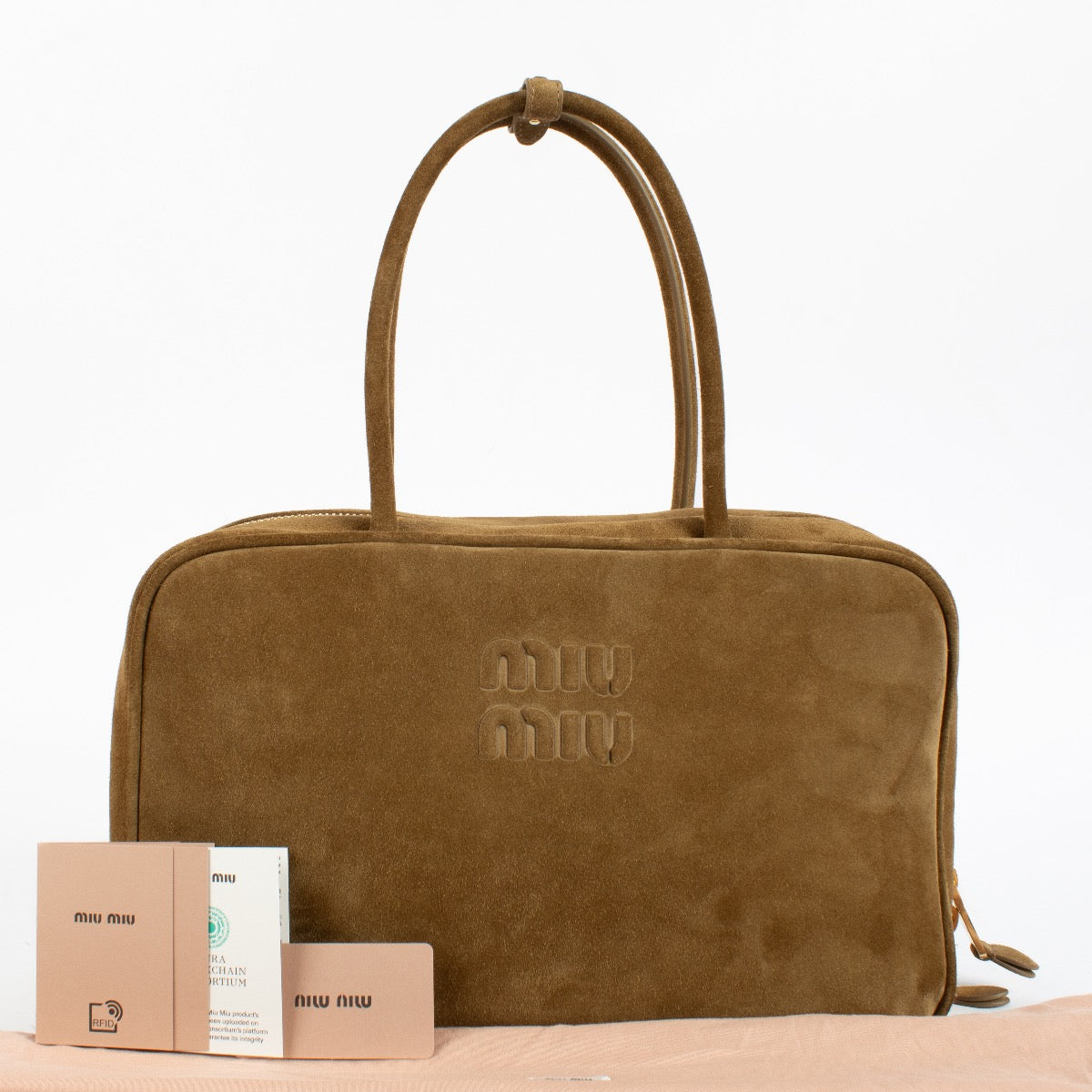 Authentic Second Hand Miu Miu Olive Green Suede Beau Bag on Labellov.com