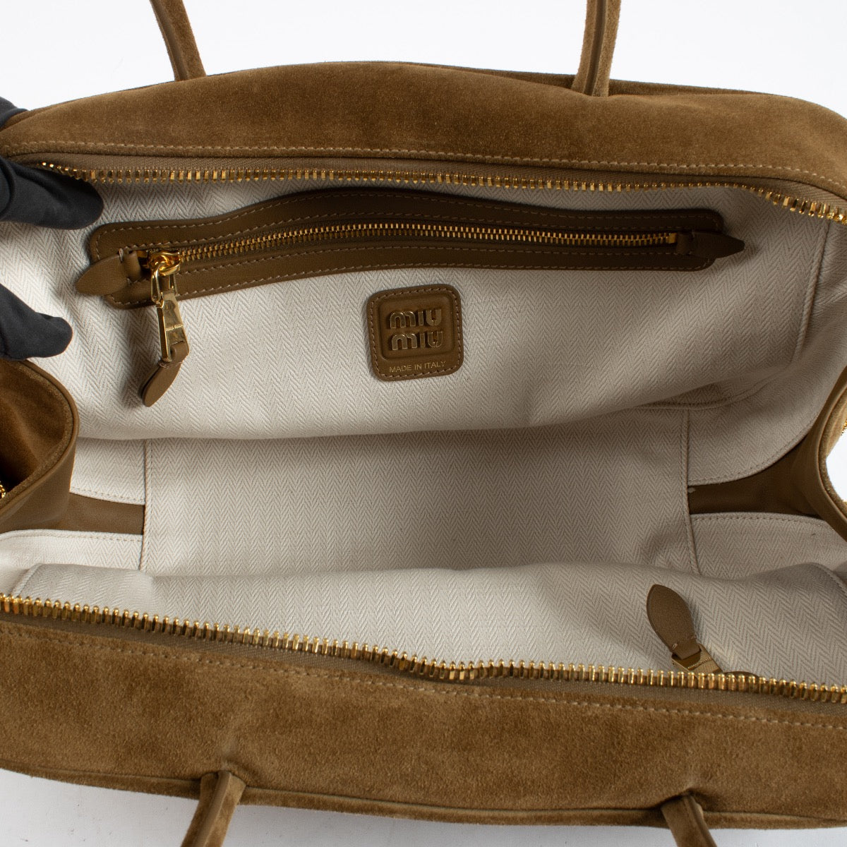 Authentic Second Hand Miu Miu Olive Green Suede Beau Bag on Labellov.com