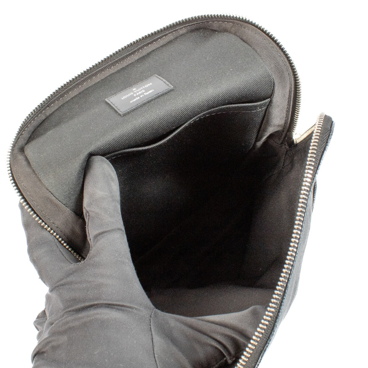 shop 100% authentic second hand Louis Vuitton Damier Graphite Avenue Sling Bag on Labellov.com