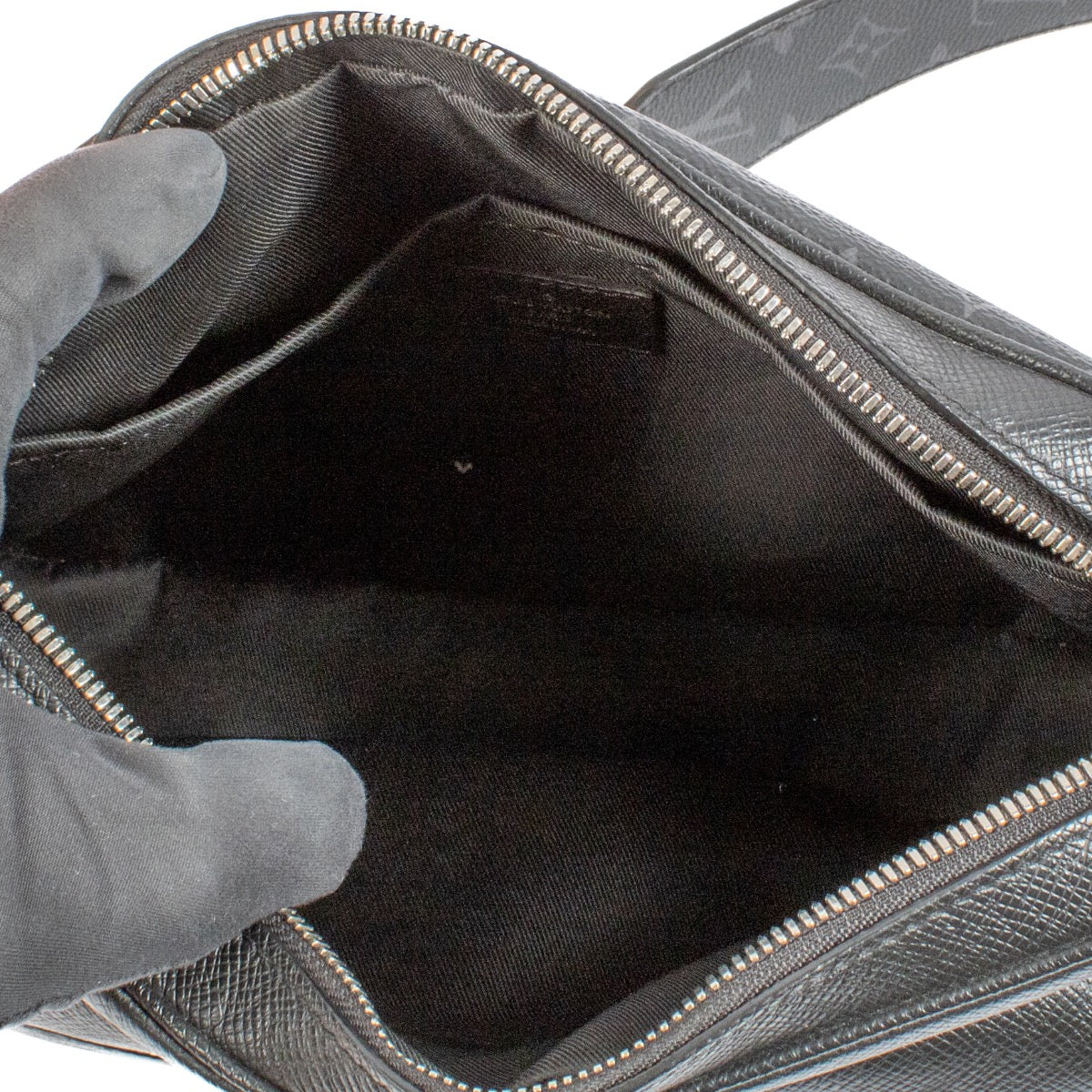 shop 100% authentic second hand Louis Vuitton Black Outdoor Messenger Bag on Labellov.com