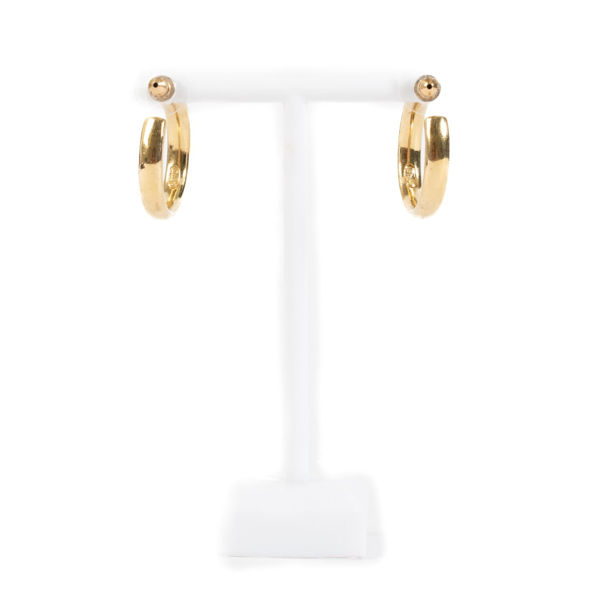 Shop safe online at Labellov in Antwerp, Brussels and Knokke this 100% authentic second hand Christian Dior Gold Crystal Hoop Earrings