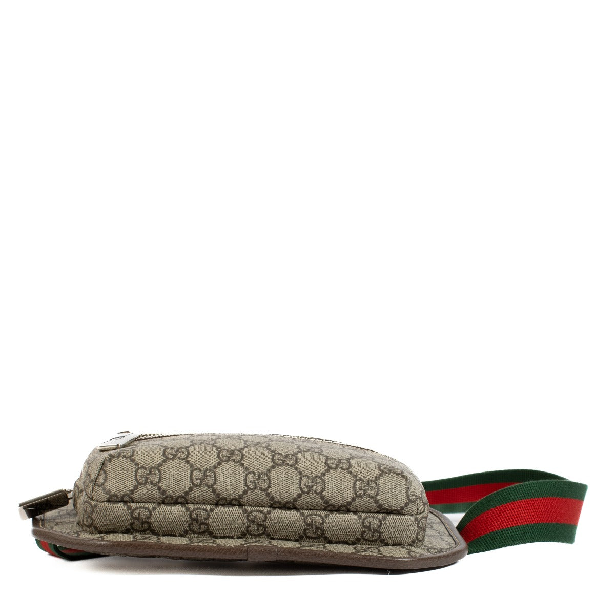 Shop safe online at Labellov in Antwerp, Brussels and Knokke this 100% authentic second hand Gucci GG Beige Canvas Supreme Belt Bag