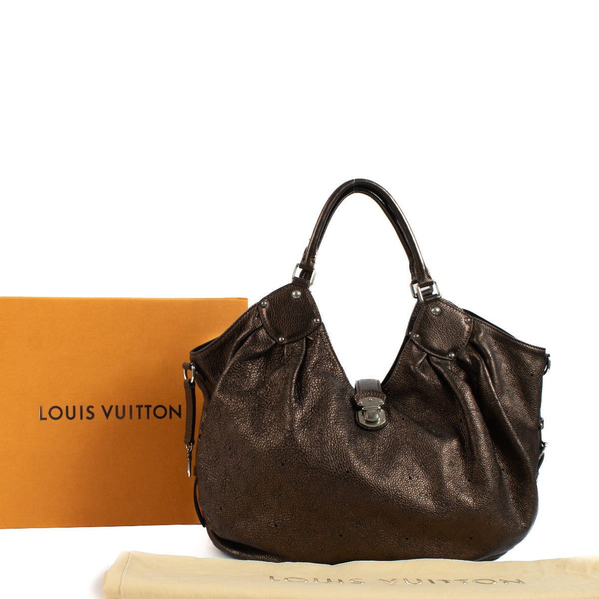 Shop safe online at Labellov in Antwerp, Brussels and Knokke this 100% authentic second hand Louis Vuitton Metallic Bronze Mahina Neo L Shoulder Bag