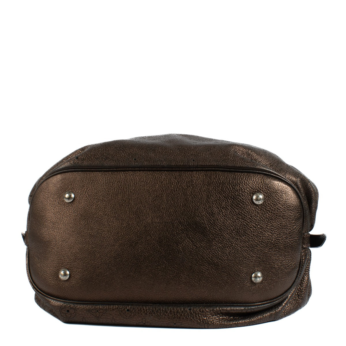 Shop safe online at Labellov in Antwerp, Brussels and Knokke this 100% authentic second hand Louis Vuitton Metallic Bronze Mahina Neo L Shoulder Bag