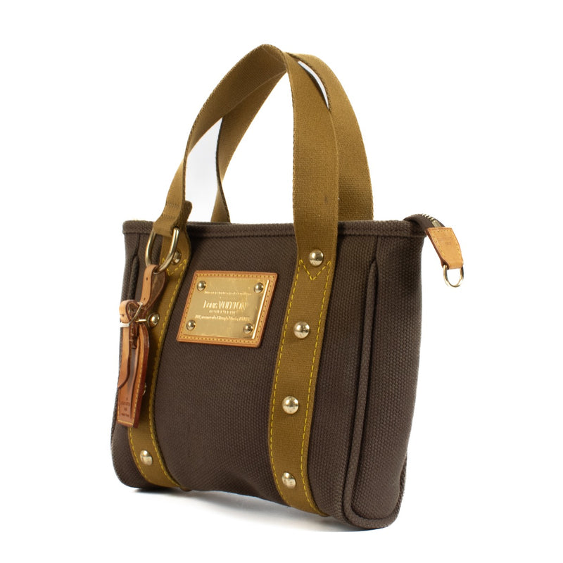 Shop safe online at Labellov in Antwerp, Brussels and Knokke this 100% authentic second hand Louis Vuitton Brown Canvas Antigua Cabas PM Tote Bag