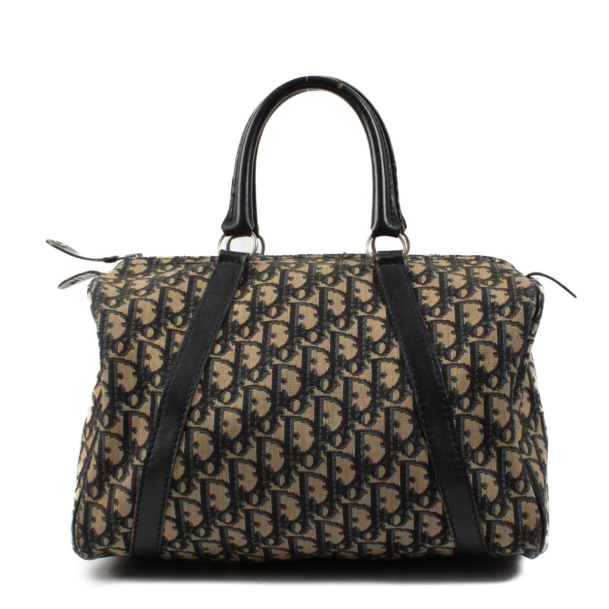 Shop safe online at Labellov in Antwerp, Brussels and Knokke this 100% authentic second hand Christian Dior Blue Oblique Boston Bag. Veilig online tweedehands authentieke Christian Dior Blue Oblique Boston Bag kopen bij Labellov.