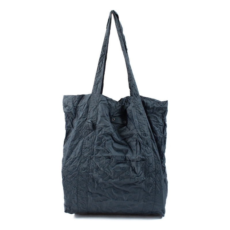 Shop safe online at Labellov in Antwerp, Brussels and Knokke this 100% authentic second hand Gucci Blue Bear Shopping Bag. Veilig online tweedehands authentieke Gucci Blue Bear Shopping Bag kopen bij Labellov.