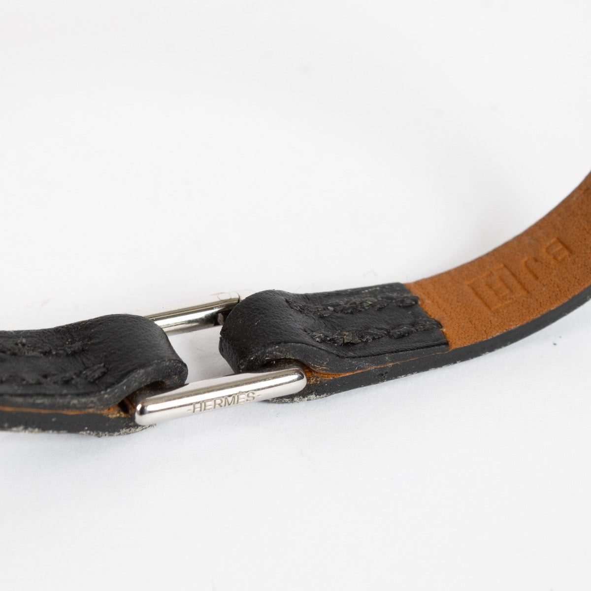 authentic preloved Hermès Black Micro Kelly Bracelet on Labellov.com